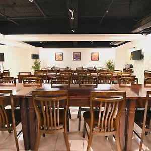 San Hua Hotel